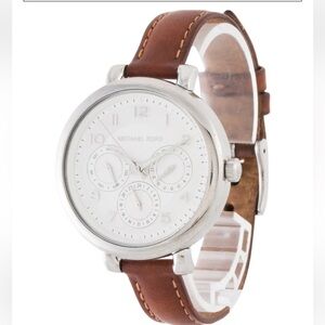 Womens MK 2613 Michael Kors White With Silver Accents Chronographer